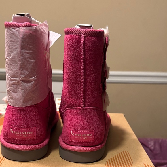 Koolaburra Raspberry Rose Boots - Picture 3 of 4